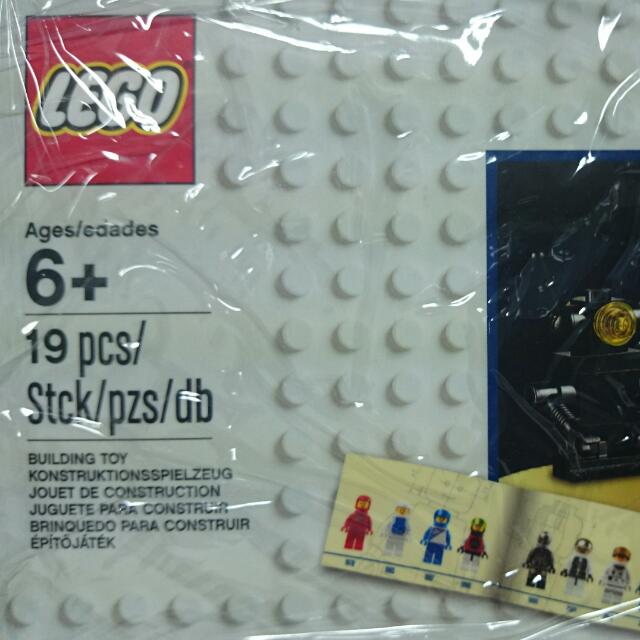Lego 5002812 classic spaceman shop
