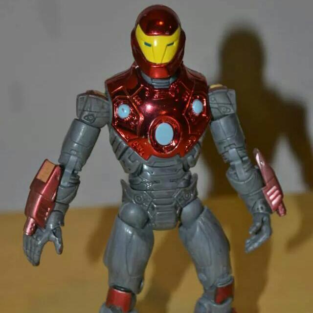 marvel legends ultimate iron man