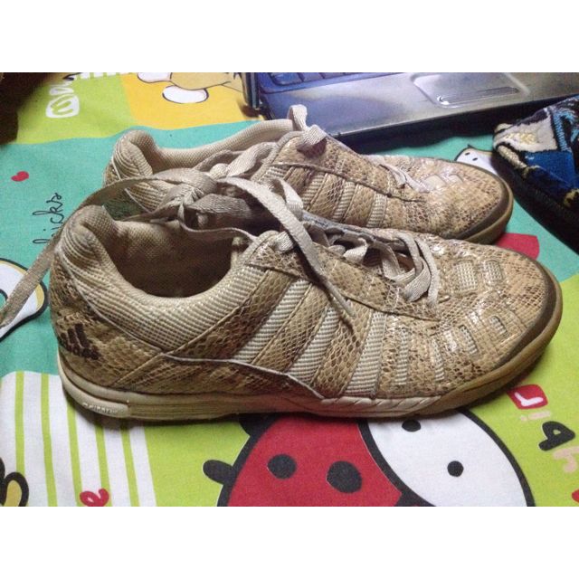 Adidas top sala japan 2025