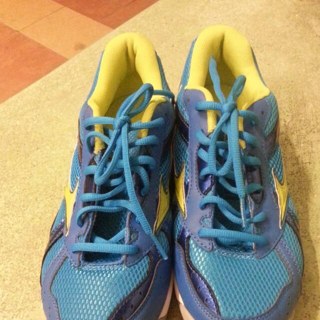 Mizuno Wave Twister 2