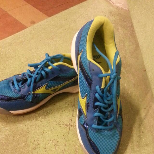 Mizuno Wave Twister 2