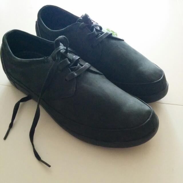 Ellicott shoes store