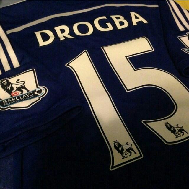 drogba chelsea kit
