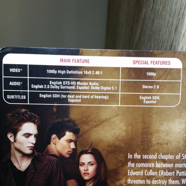 The Twilight Saga New Moon Blu Ray Film Bulletin Board Looking For On Carousell
