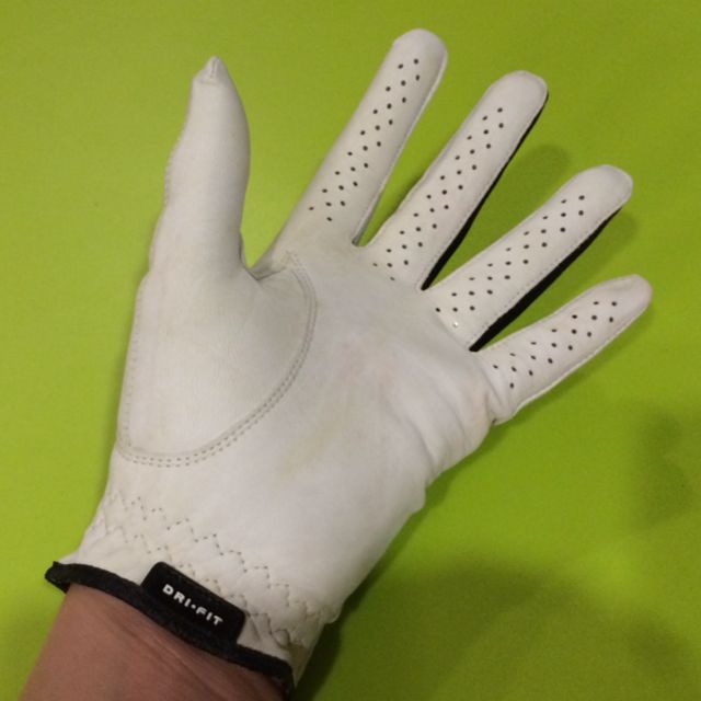Nike dri fit cheap tour golf glove