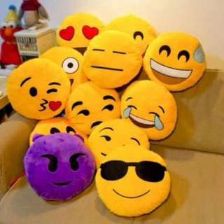 [PO] Emoji Cushions