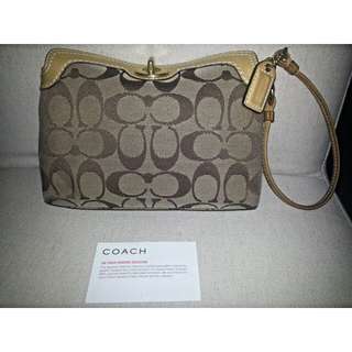 Coach Signature Multi Pouch 2-way Use