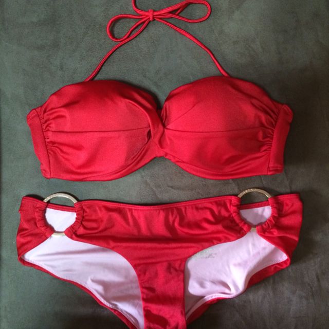 red bikinis victoria's secret