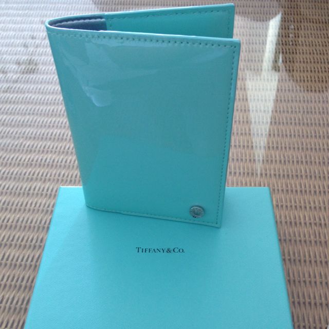 tiffany passport holder