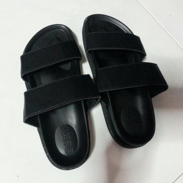 (Category: ) located in . Submitted by lishelishe (Listing ID 13730486, Image 1). Description: .