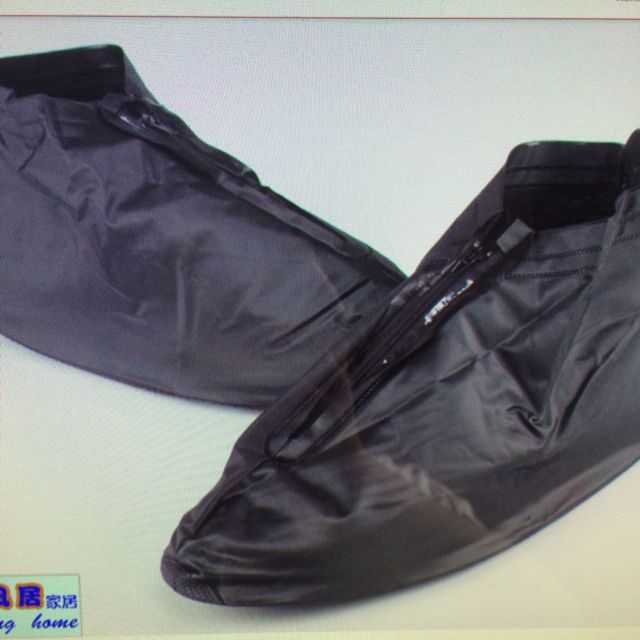 Men's Low Cut Black Boots, Sports Equipment, Exercise & Fitness, Cardio & Fitness Machines on