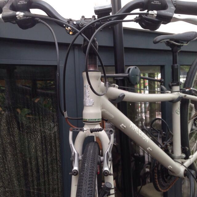 raleigh detour hybrid bike