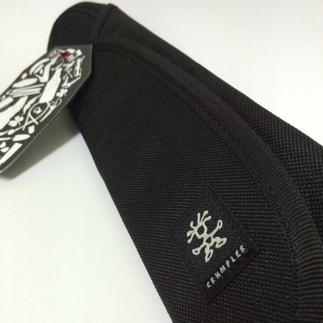 crumpler shoulder pad