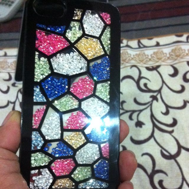 Iphone 5 Casing (Category: Networking) located in Singapore. Submitted by zee.chinta (Listing ID 6865073, Image 3). Description: .
