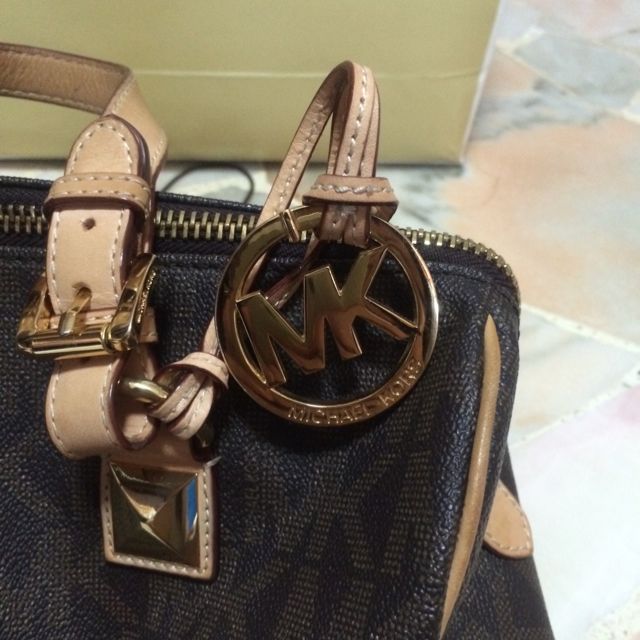 Michael kors best sale speedy 30