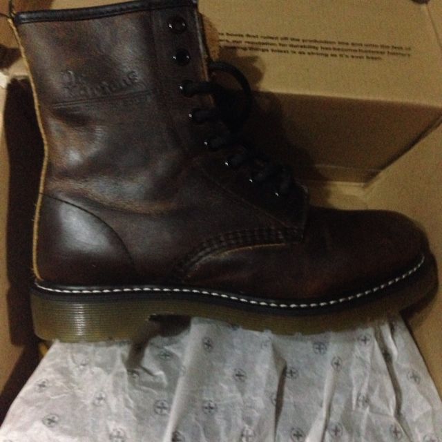 dr martens 1460 wildhorse