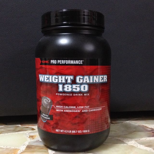 GNC PRO PERFORMANCE Weight Gainer 1850 Powdered Drink Mix (Dutch Chocolate Flavor), Men's
