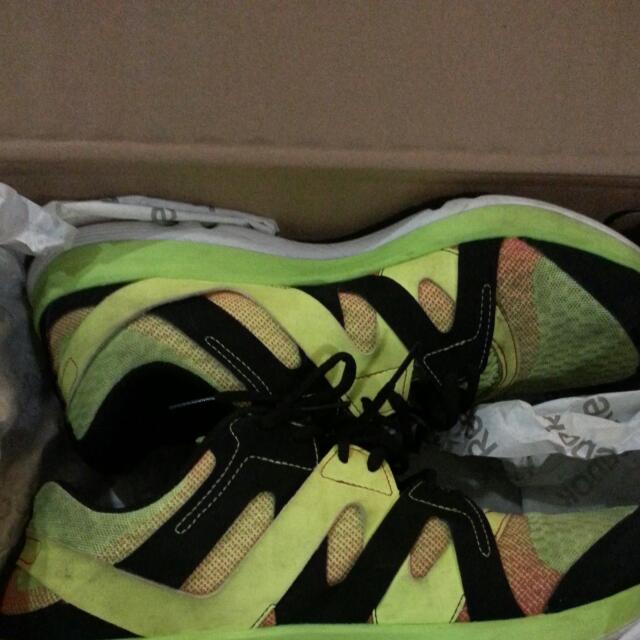 Sublite duo flow reebok deals