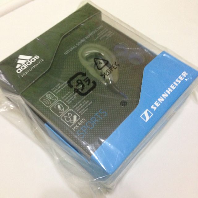 Price Reduced BNIB Sennheiser Mx685 Sports