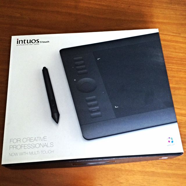Wacom Intuos5 Touch (Medium), Photography, Photography Accessories ...