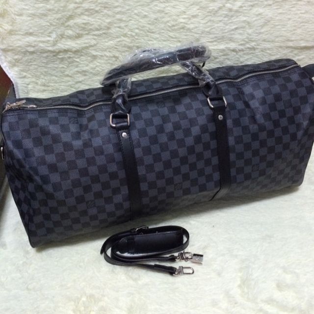 lv hand carry