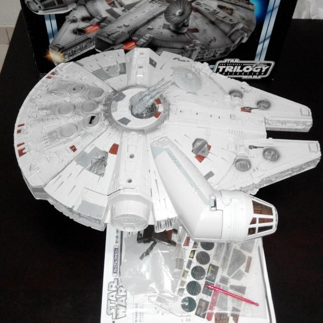 Millennium falcon on sale trilogy collection