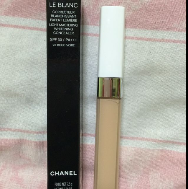 Chanel Whitening Concealer, Beauty & Personal Care, Face, Face