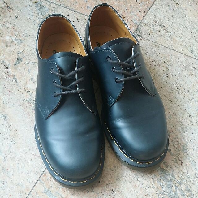 dr martens 1461 navy blue