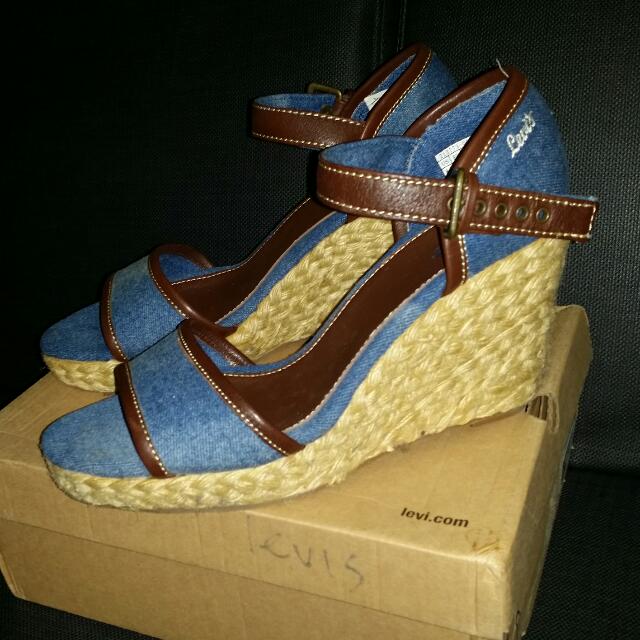 levi wedge