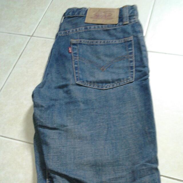 levis 552