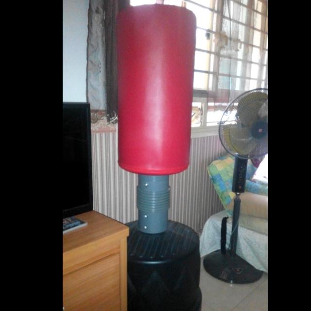 floor punching bag adjustable, Sports Equipment, Exercise & Fitness, Toning & Stretching
