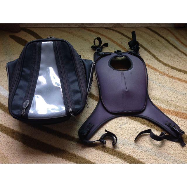 Famsa Tank Bag