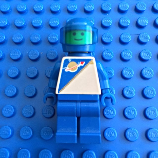 lego blue astronaut