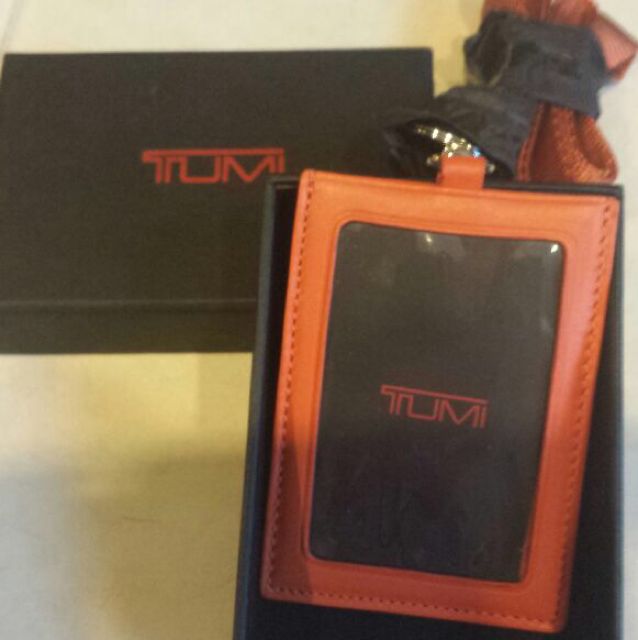 lanyard tumi