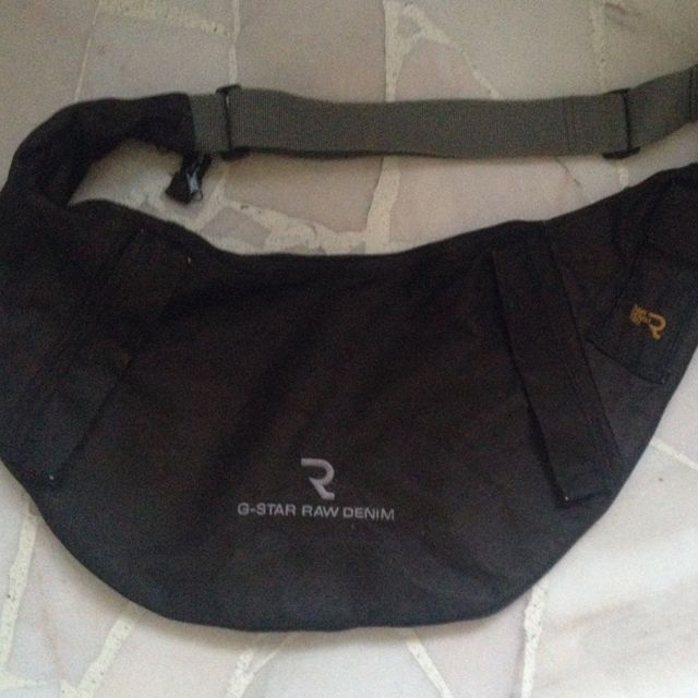 G star raw sling bag