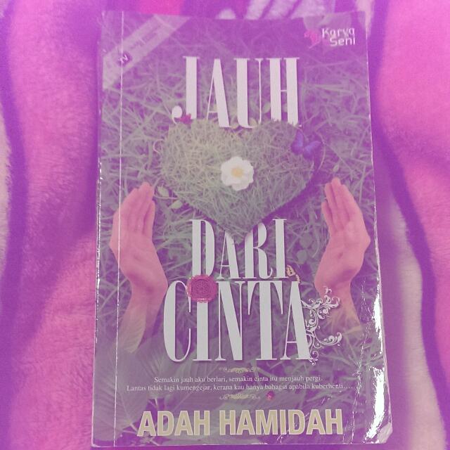 Jauh Dari Cinta Novel Books Stationery On Carousell Nysa dan farish merupakan adik dan abang angkat ketika belajar di universiti. carousell
