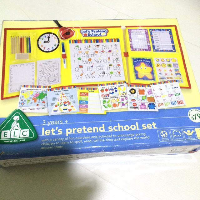 let's pretend school set