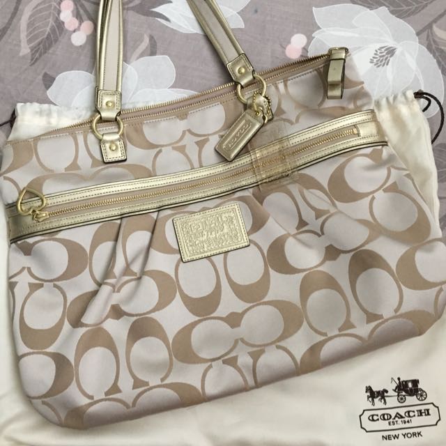 coach bag gold