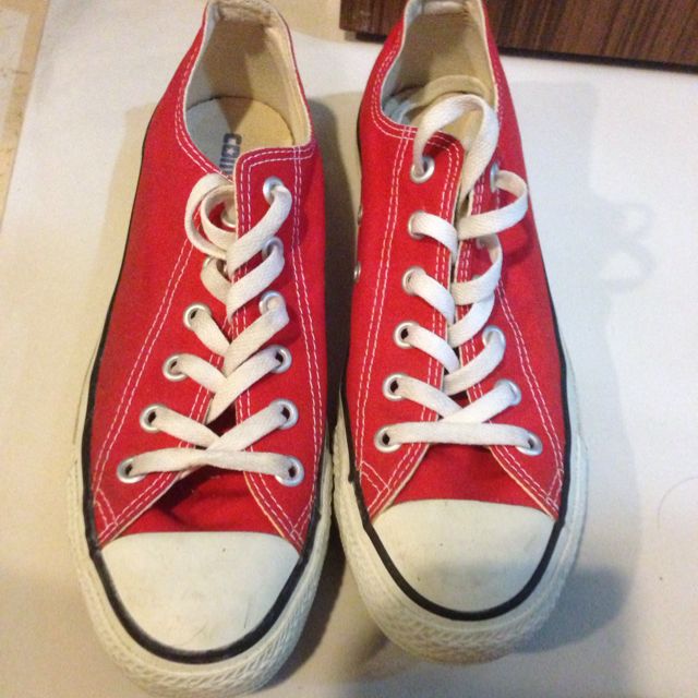 red converse size 7 womens