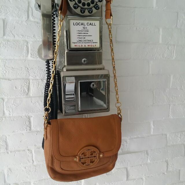 Tory burch camel crossbody best sale