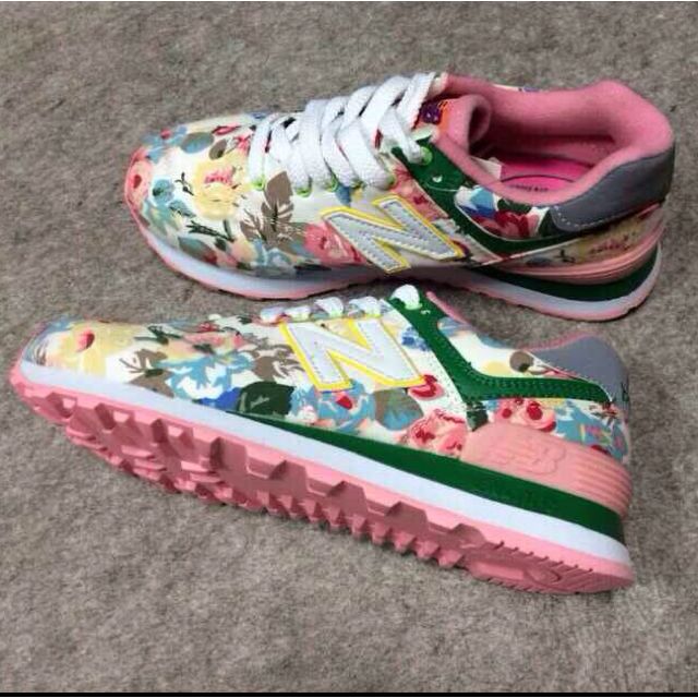 New balance sales flower print