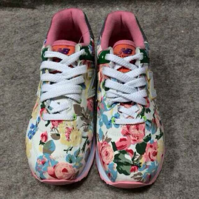 PO New Balance 574 Flower Print