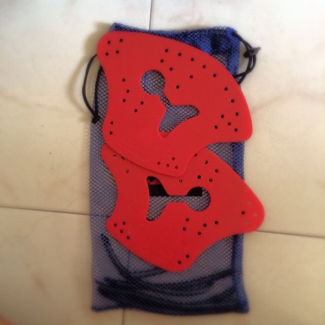 Training Hand Paddle, Sports Equipment, Exercise & Fitness, Toning