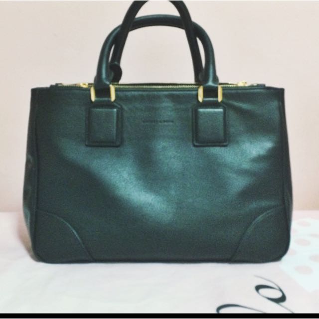 Charles & Keith Office Bag, Women's Fashion, Bags & Wallets, Purses ...