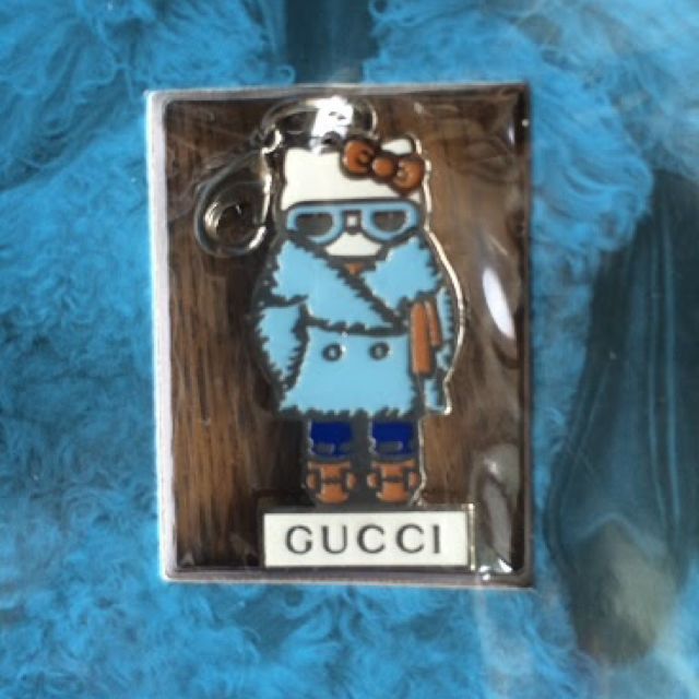 Gucci Hello Kitty Charm Key Holder limited VOGUE JAPAN key charm 2014 Bule