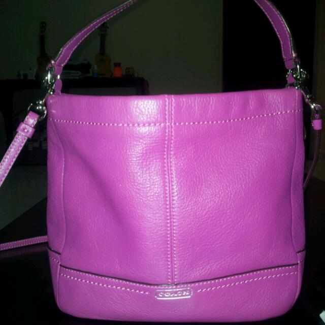 hot pink coach handbag