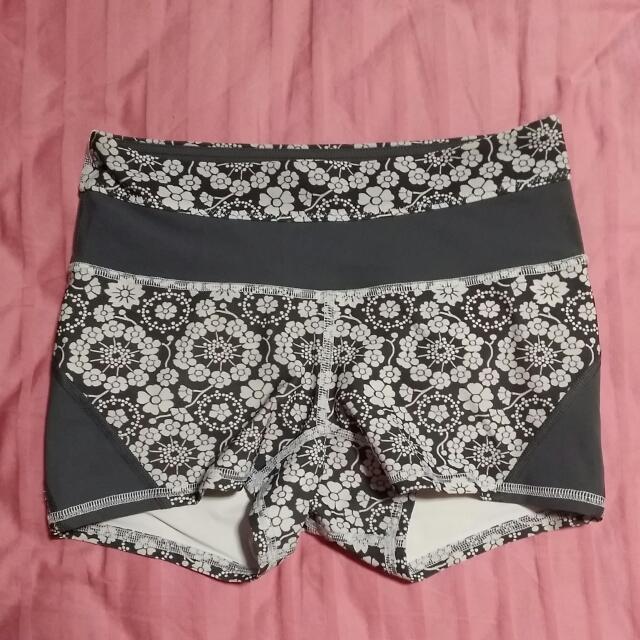 used lululemon shorts