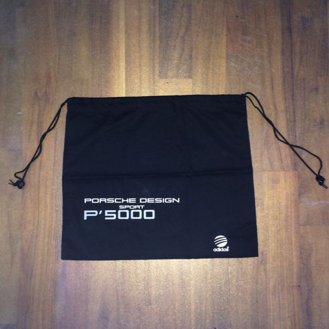 adidas dust bag