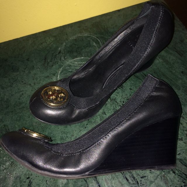 Tory Burch Caroline Wedges Luxury Bags Wallets on Carousell