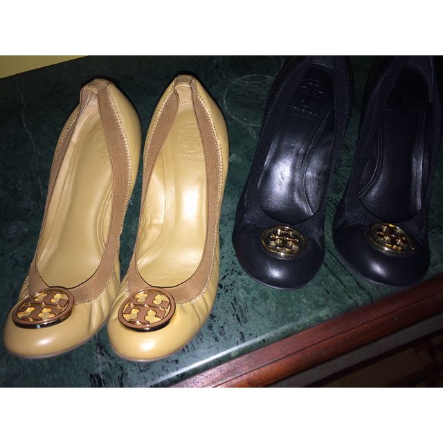 Tory burch sales caroline wedge
